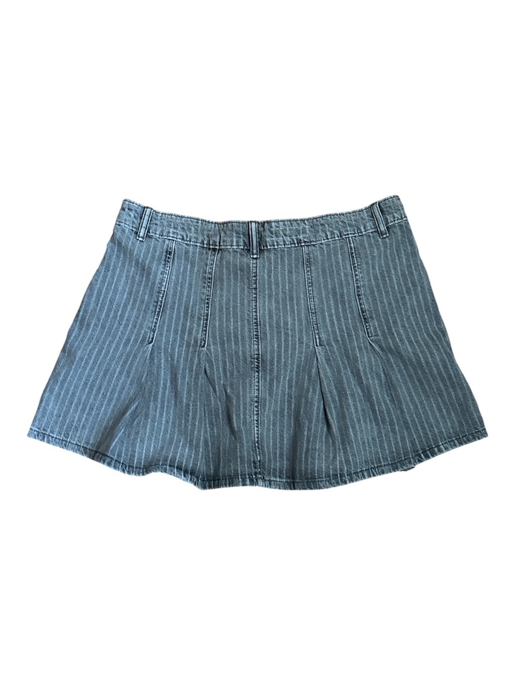 Zara Gray/White Pinstripe Pleated Denim Mini Skirt NWT - Picture 2 of 6